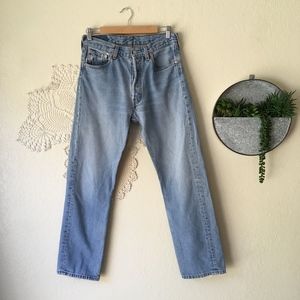 Vintage Levi's 501 Button Fly 90s high rise jeans